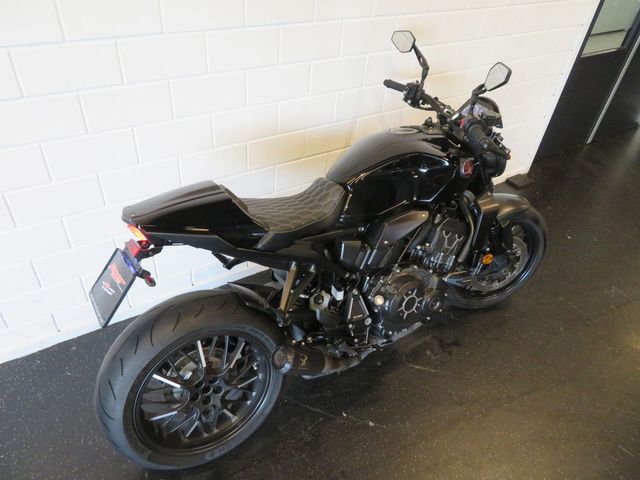 honda - cb-1000-r-black-edition