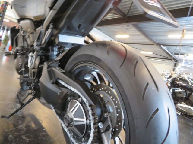 honda - cb-1000-r-black-edition