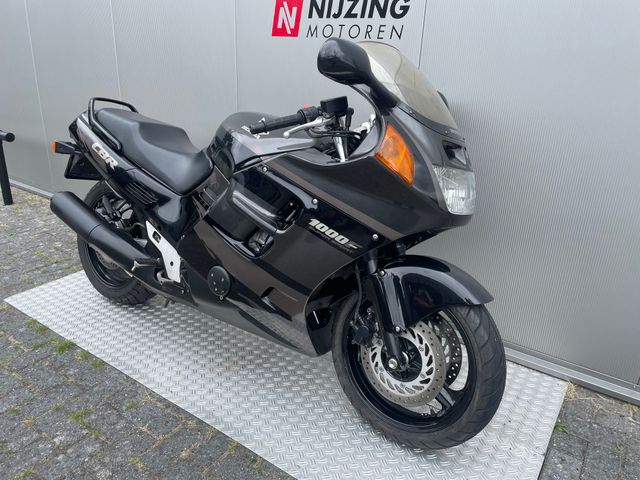 honda - cbr-1000-f