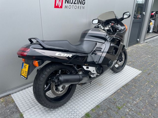 honda - cbr-1000-f