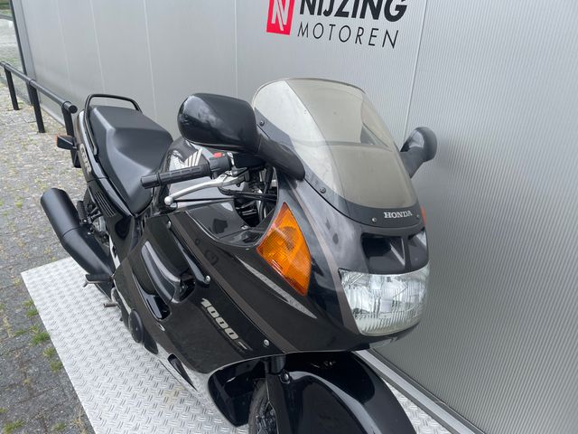 honda - cbr-1000-f