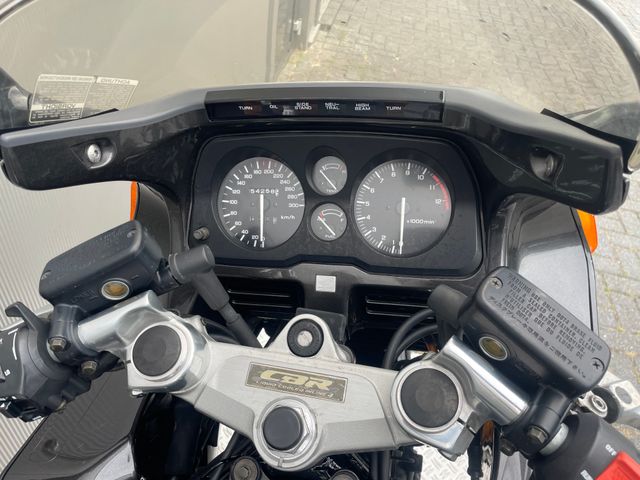 honda - cbr-1000-f