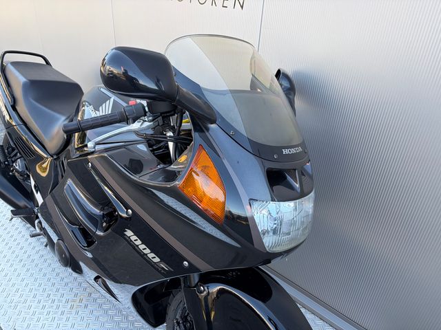 honda - cbr-1000-f