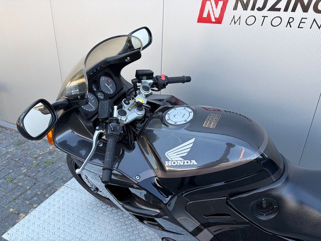 honda - cbr-1000-f