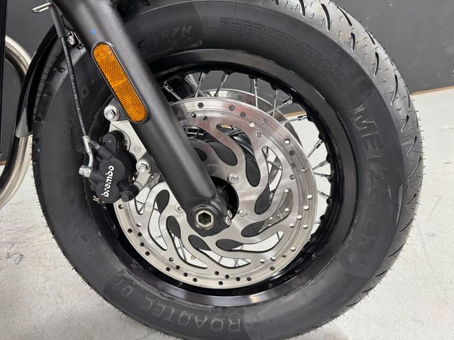 triumph - bonneville-bobber