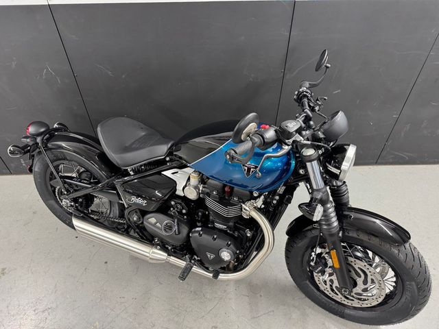 triumph - bonneville-bobber