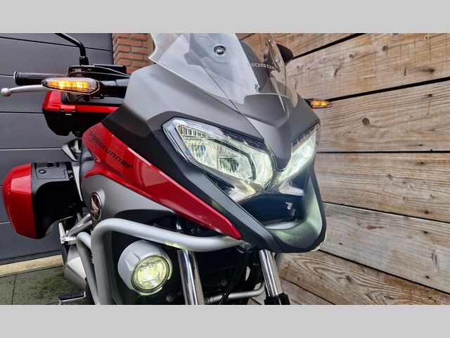 honda - vfr-800-x-crossrunner-abs