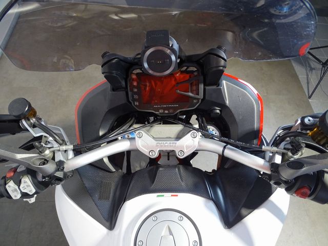 ducati - multistrada-1260-pikes-peak