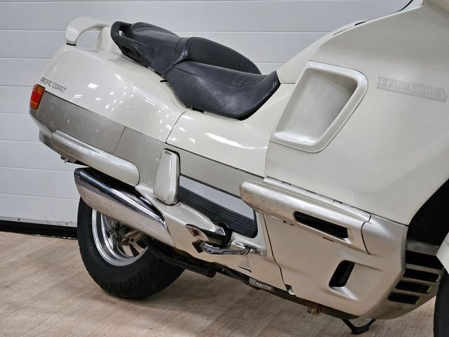 honda - pc-800-pacific-coast