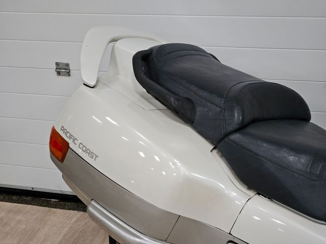 honda - pc-800-pacific-coast