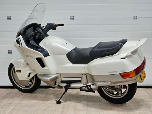 honda - pc-800-pacific-coast