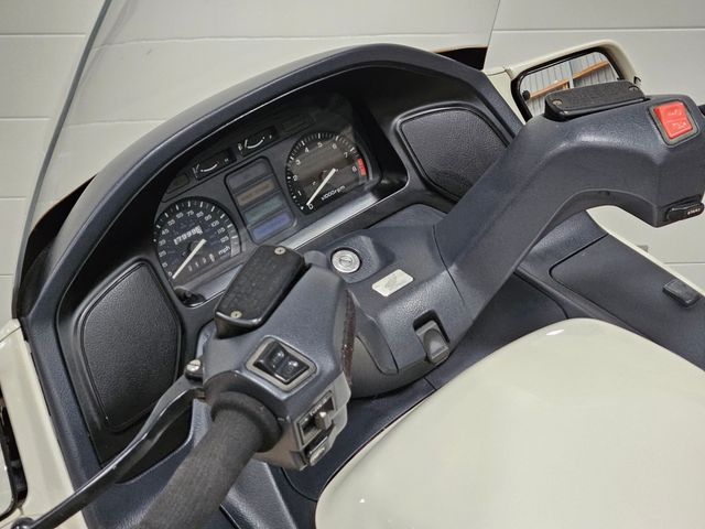 honda - pc-800-pacific-coast