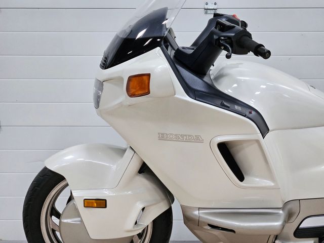 honda - pc-800-pacific-coast