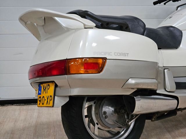 honda - pc-800-pacific-coast