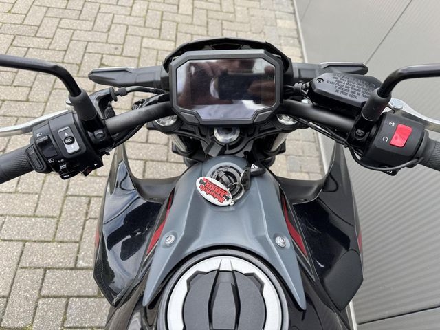 kawasaki - z650