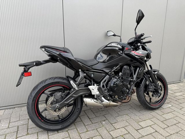 kawasaki - z650