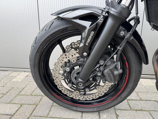 kawasaki - z650