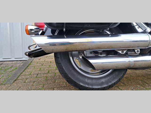 suzuki - c-90-boulevard-1500-lc