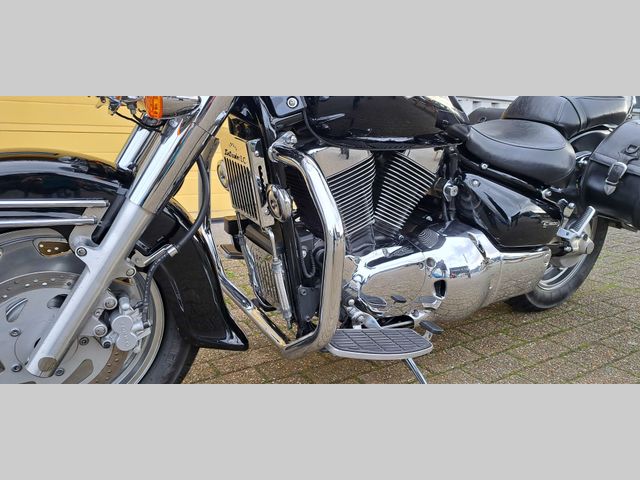 suzuki - c-90-boulevard-1500-lc