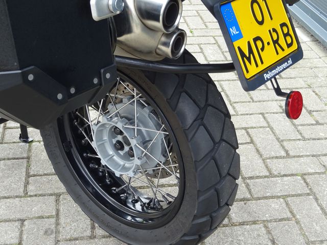 moto-guzzi - stelvio-1200-8v-ntx