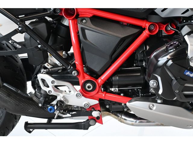 bmw - r-1250-rs
