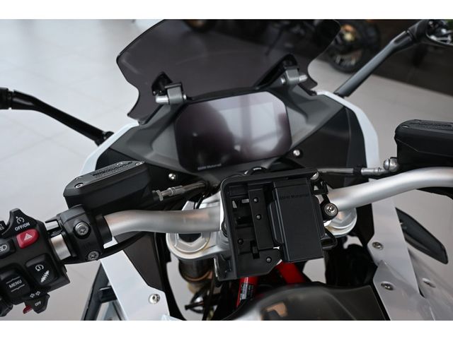 bmw - r-1250-rs