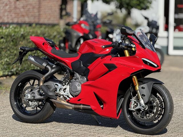 ducati - panigale-v2-s