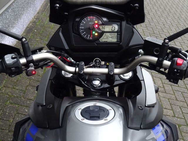suzuki - v-strom-650-a