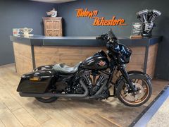 HARLEY-DAVIDSON STREET GLIDE SPECIAL FLHXS
