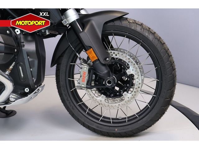 bmw - r-1300-gs