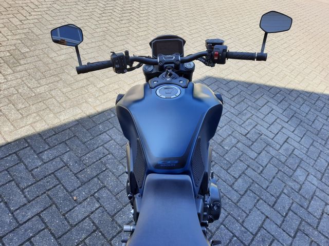 honda - cb-1000-r-black-edition
