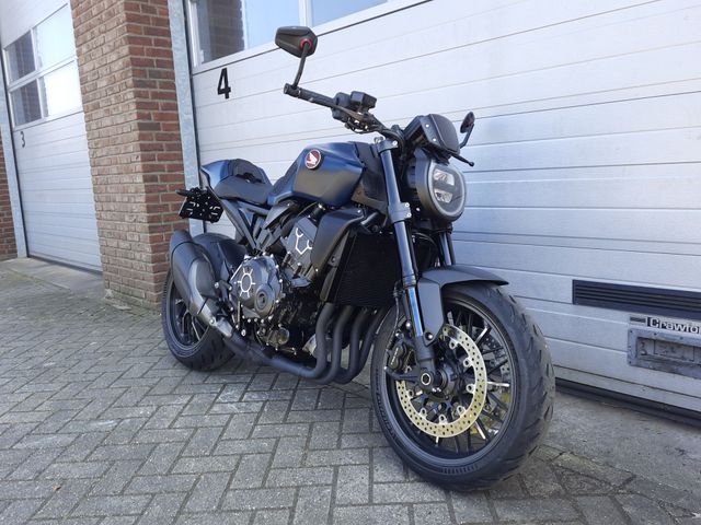honda - cb-1000-r-black-edition