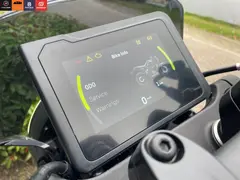 Husqvarna Svartpilen 401 2024 nieuw – foto 5 van 6