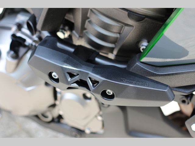 kawasaki - versys-1000-se-grand-tourer