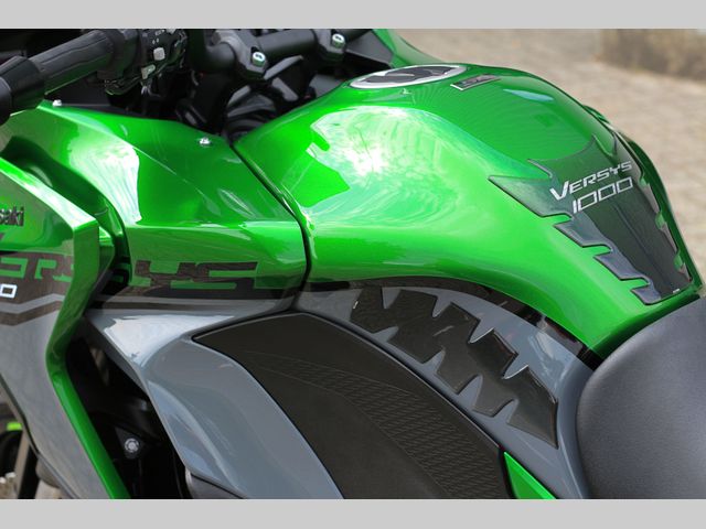 kawasaki - versys-1000-se-grand-tourer