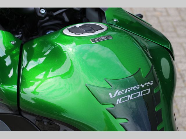 kawasaki - versys-1000-se-grand-tourer
