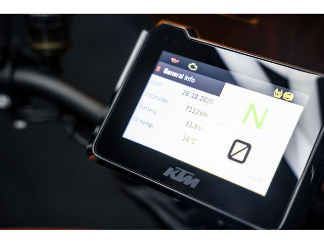 ktm - 1290-super-duke-r