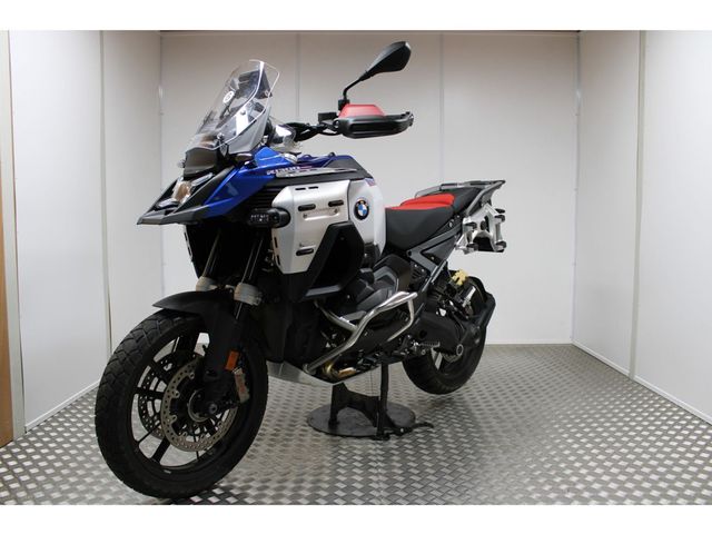 bmw - r-1300-gs-adventure-trophy