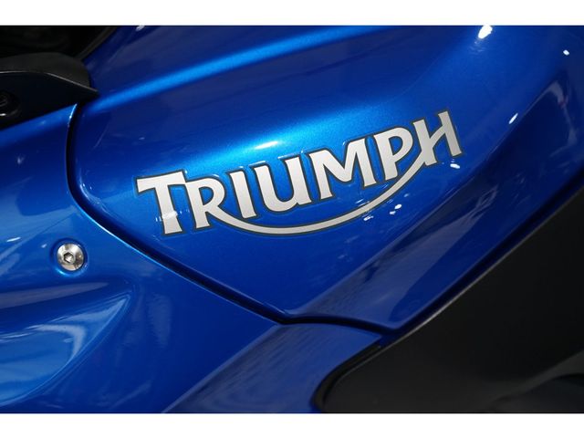 triumph - tiger-1050
