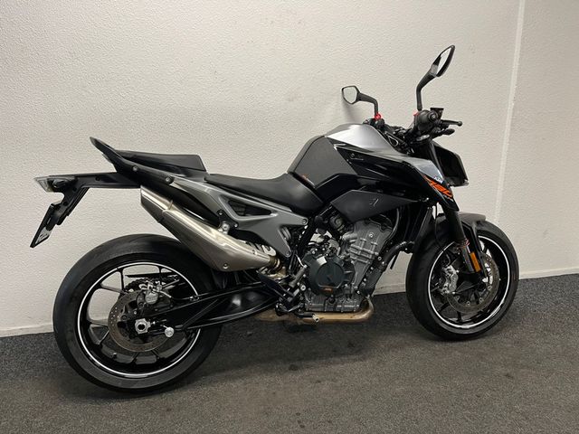 ktm - 790-duke