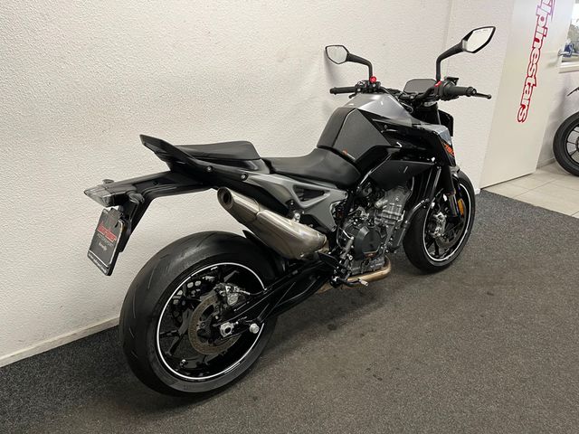 ktm - 790-duke