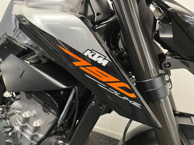 ktm - 790-duke