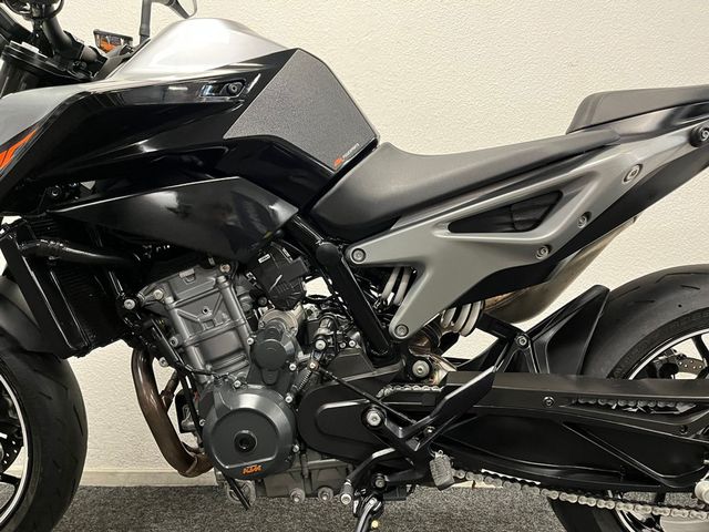 ktm - 790-duke