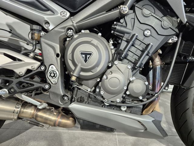 triumph - street-triple-r-abs