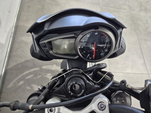 triumph - street-triple-r-abs