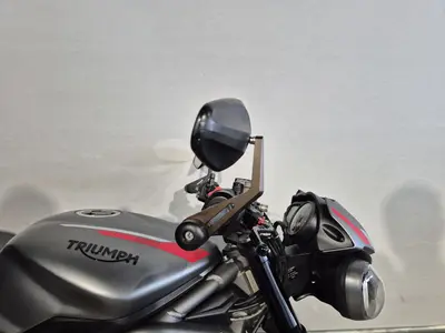 TRIUMPH STREET TRIPLE R ABS – foto 3