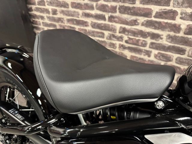 triumph - bonneville-bobber
