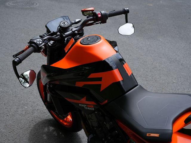 ktm - 890-duke-gp