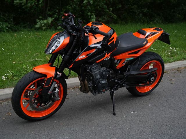 ktm - 890-duke-gp