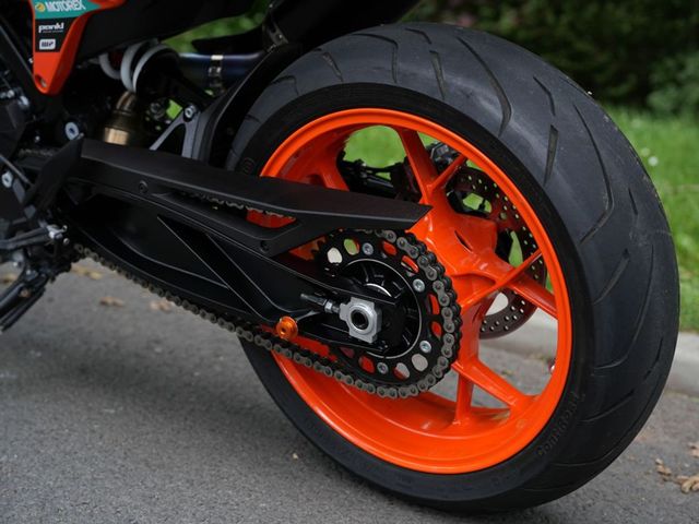 ktm - 890-duke-gp